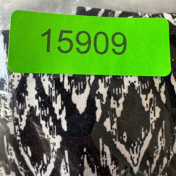 Dalia Women's Small Pull-On Aztec Maxi Skirt Elastic Waist Full Length B & W - Picture 11 of 11